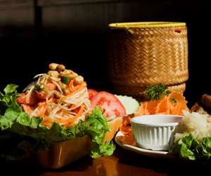 Som Tam Salad & Sticky Rice