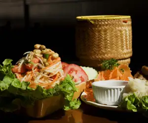 Som Tam Salad & Sticky Rice